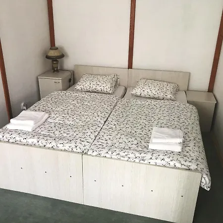 Apartmany Lipova ליפובה לאזנה