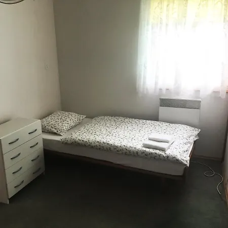 Apartmany Lipova * ליפובה לאזנה
