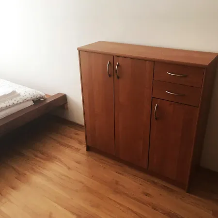 Apartmany Lipova ליפובה לאזנה